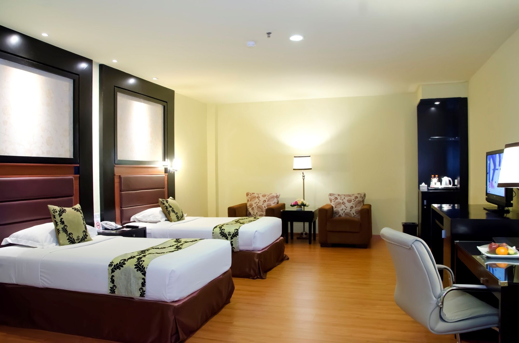 Sari Ater Kamboti Hotel Бандунг Экстерьер фото